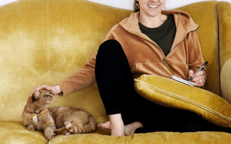 cate-with-Dukha-rbwdzq8a55jr442mxysj8b3t1g6q8zn8w9od3ybrsg